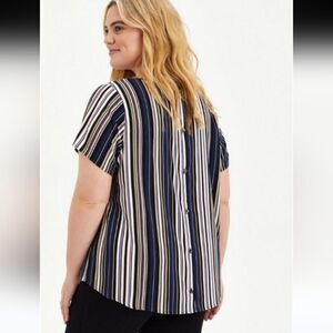 Torrid Abbey Rayon Slub short sleeve Top size 1X